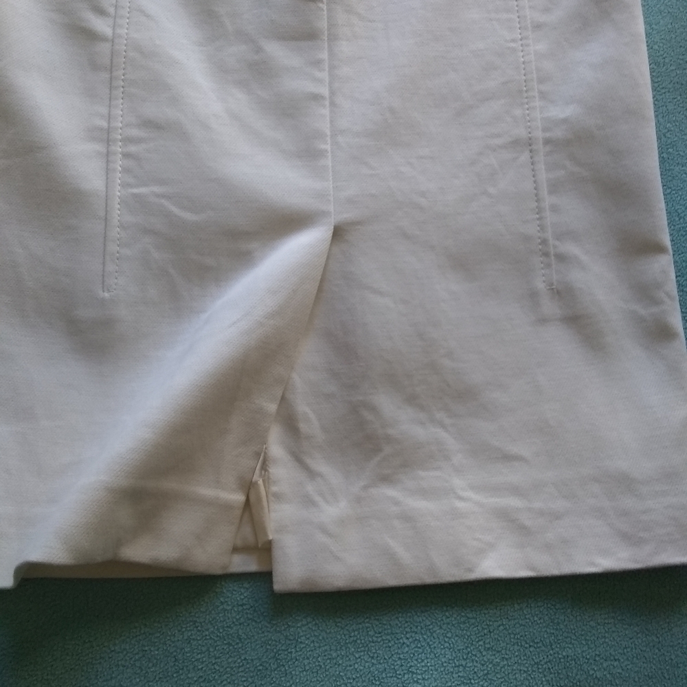 Christian Dior Boutique White Pencil  Skirt size 4. - Picture 8 of 12